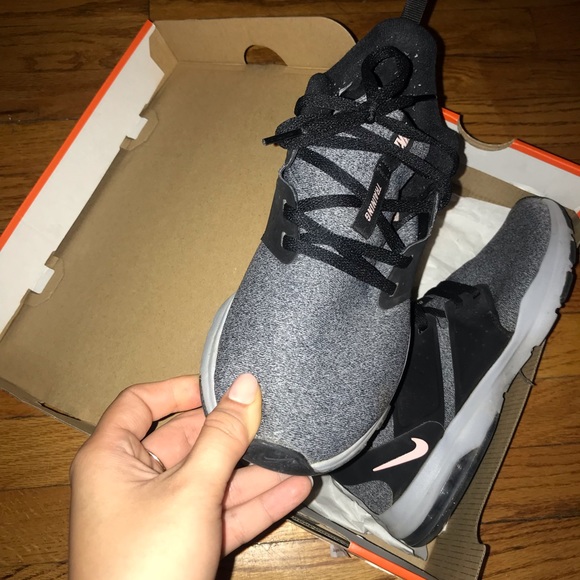 Nike Shoes - Nike air Bella